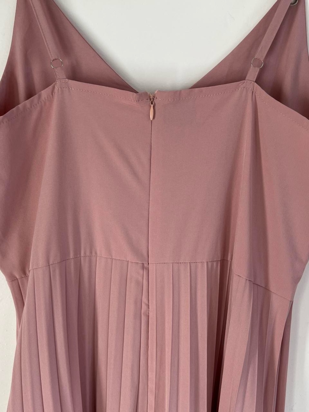 Pleated V-Neck Midi Dress Dusty Rose - Picture 8 of 8